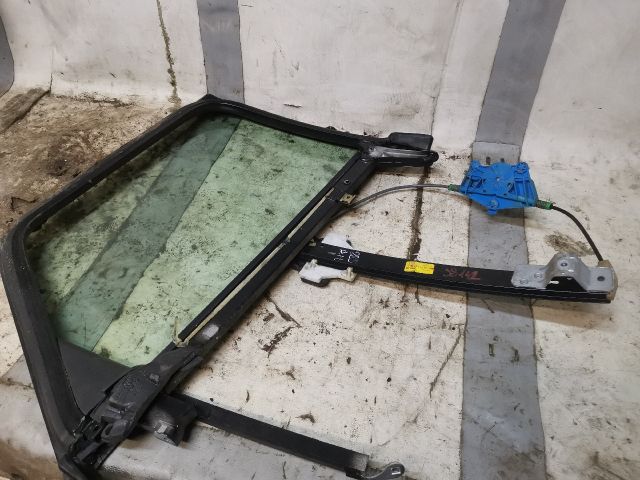 bontott AUDI A4 B7 Bal hátsó Ablakemelő Szerkezet (Elektromos)