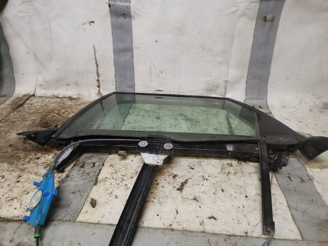 bontott AUDI A4 B7 Bal hátsó Ablakemelő Szerkezet (Elektromos)