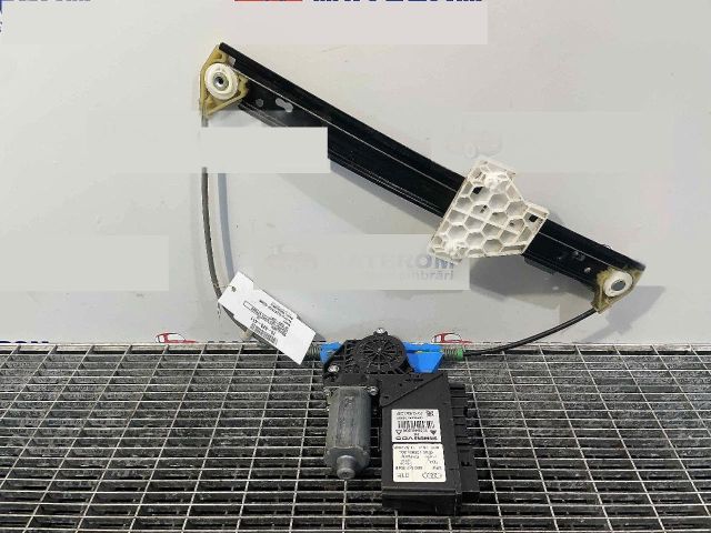 bontott AUDI A4 B7 Bal hátsó Ablakemelő Szerkezet (Elektromos)