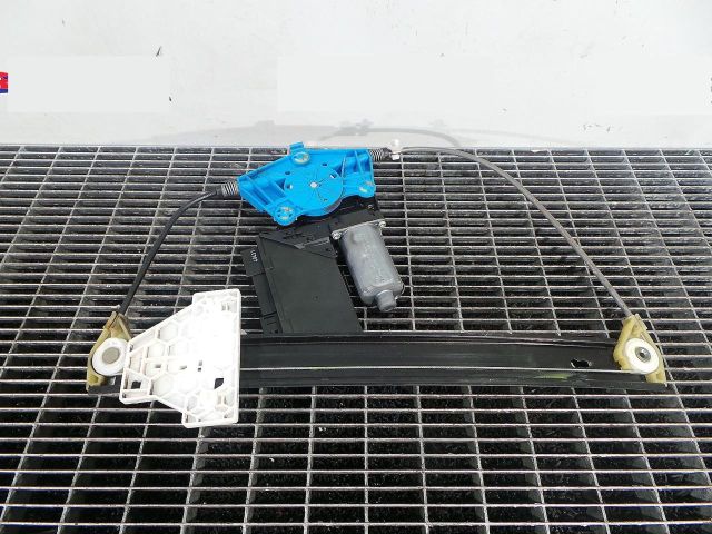 bontott AUDI A4 B7 Bal hátsó Ablakemelő Szerkezet (Elektromos)