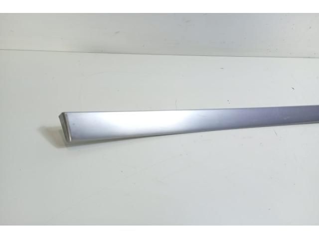 bontott AUDI A4 B7 Bal hátsó Ajtó Díszléc