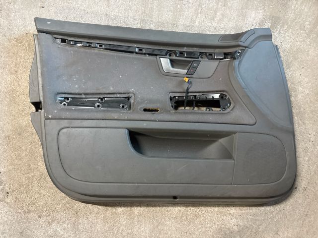 bontott AUDI A4 B7 Bal hátsó Ajtó Kárpit