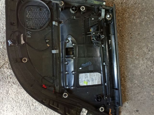 bontott AUDI A4 B7 Bal hátsó Ajtó Kárpit