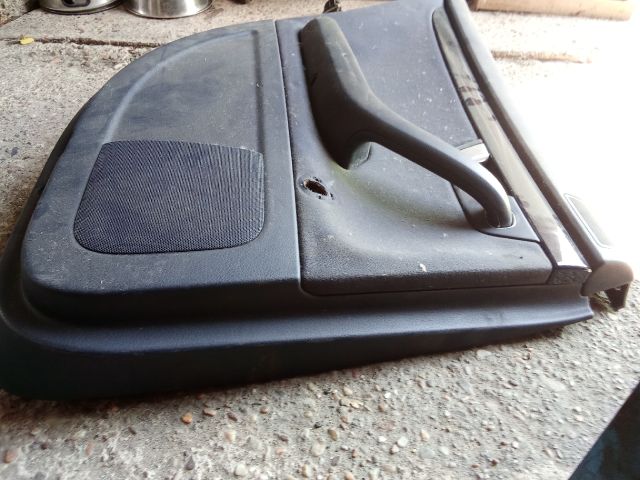 bontott AUDI A4 B7 Bal hátsó Ajtó Kárpit