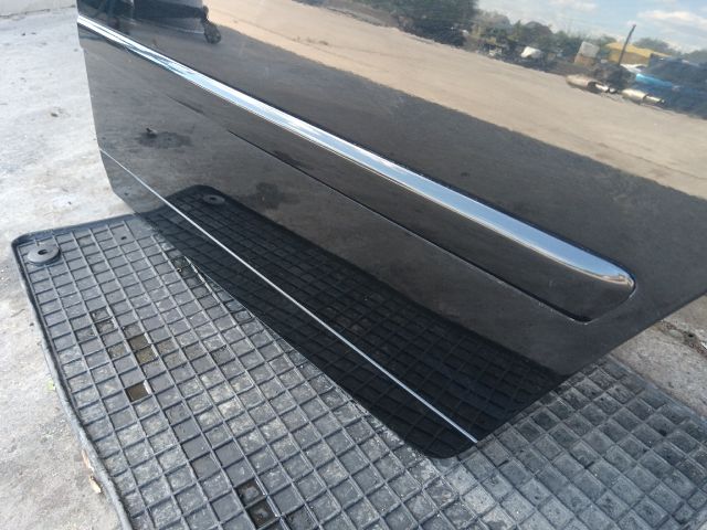 bontott AUDI A4 B7 Bal hátsó Ajtó (Részeivel)