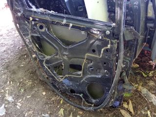 bontott AUDI A4 B7 Bal hátsó Ajtó (Üres lemez)