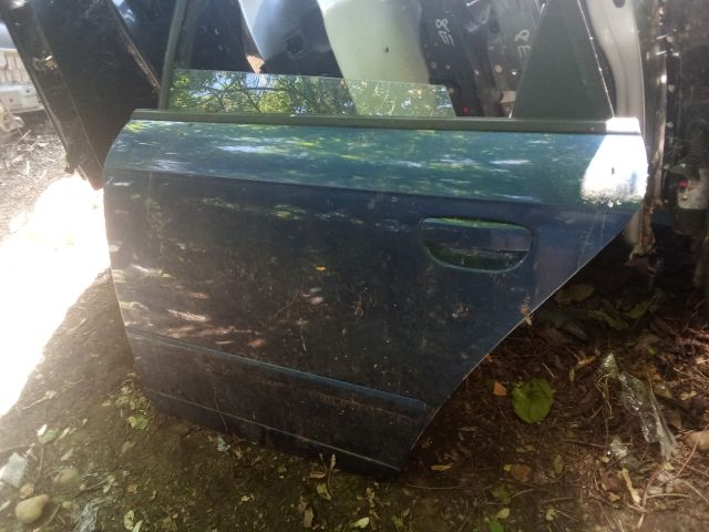 bontott AUDI A4 B7 Bal hátsó Ajtó (Üres lemez)