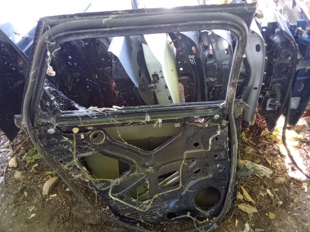 bontott AUDI A4 B7 Bal hátsó Ajtó (Üres lemez)