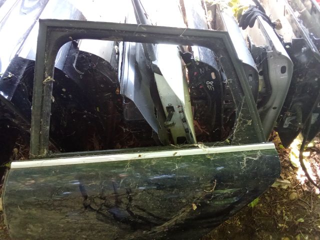 bontott AUDI A4 B7 Bal hátsó Ajtó (Üres lemez)