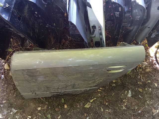 bontott AUDI A4 B7 Bal hátsó Ajtó (Üres lemez)