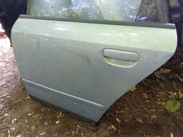 bontott AUDI A4 B7 Bal hátsó Ajtó (Üres lemez)