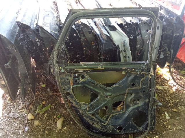 bontott AUDI A4 B7 Bal hátsó Ajtó (Üres lemez)