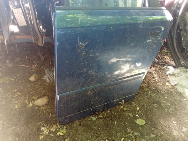 bontott AUDI A4 B7 Bal hátsó Ajtó (Üres lemez)