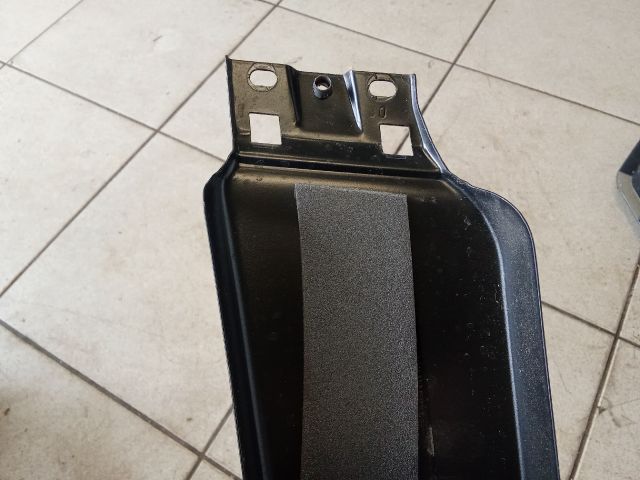 bontott AUDI A4 B7 Bal hátsó Ajtókeret Burkolat