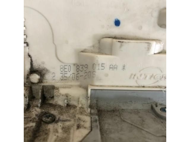 bontott AUDI A4 B7 Bal hátsó Ajtózár