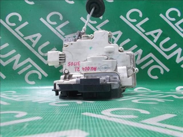 bontott AUDI A4 B7 Bal hátsó Ajtózár