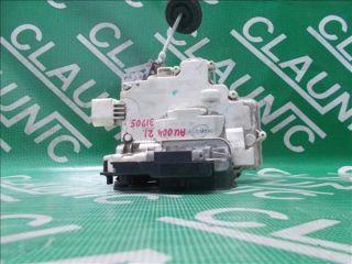 bontott AUDI A4 B7 Bal hátsó Ajtózár