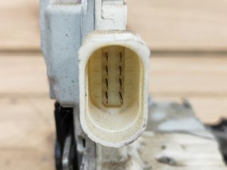 bontott AUDI A4 B7 Bal hátsó Ajtózár