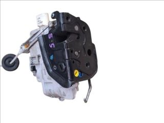 bontott AUDI A4 B7 Bal hátsó Ajtózár