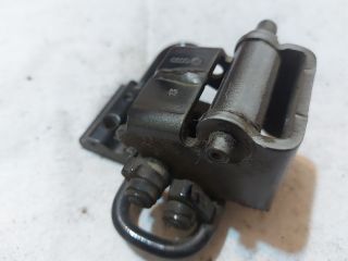 bontott AUDI A4 B7 Bal hátsó Alsó Zsanér