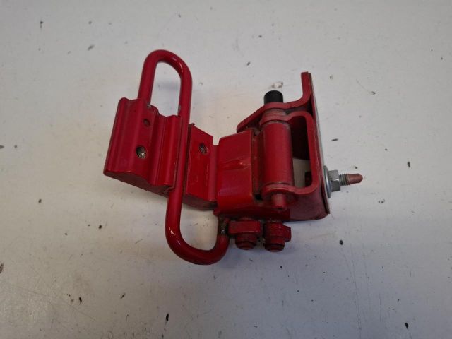 bontott AUDI A4 B7 Bal hátsó Alsó Zsanér