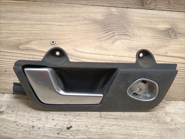 bontott AUDI A4 B7 Bal hátsó Belső Kilincs