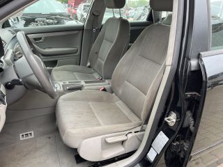 bontott AUDI A4 B7 Bal hátsó Biztonsági Öv