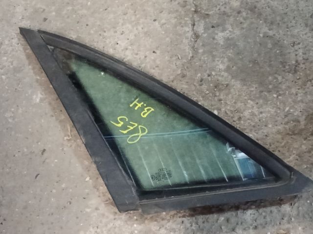 bontott AUDI A4 B7 Bal hátsó Fixüveg (Ajtóban)