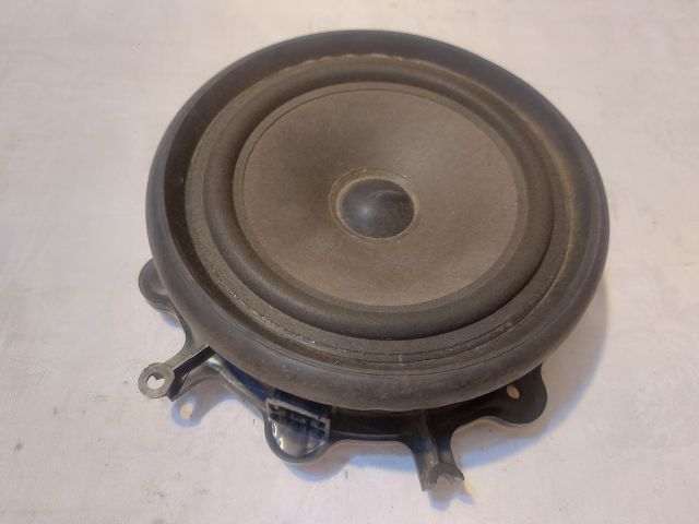 bontott AUDI A4 B7 Bal hátsó Hangszóró