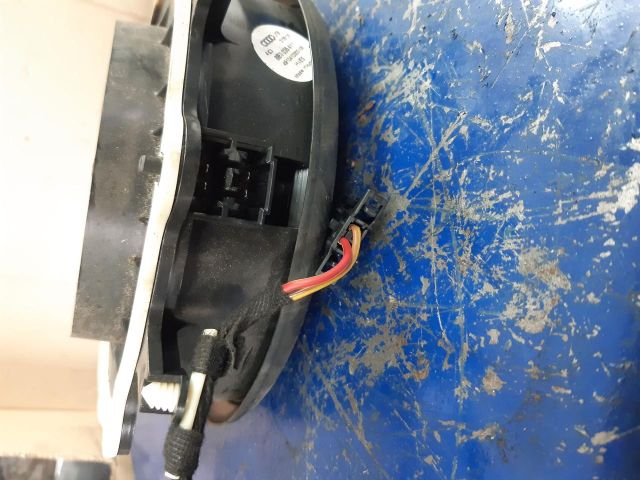 bontott AUDI A4 B7 Bal hátsó Hangszóró