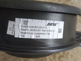 bontott AUDI A4 B7 Bal hátsó Hangszóró