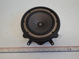 bontott AUDI A4 B7 Bal hátsó Hangszóró