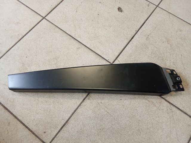 bontott AUDI A4 B7 Bal hátsó Hátsó Ajtókeret Burkolat