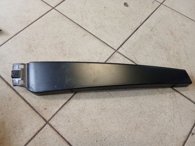 bontott AUDI A4 B7 Bal hátsó Hátsó Ajtókeret Burkolat