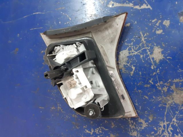 bontott AUDI A4 B7 Bal Hátsó Lámpa