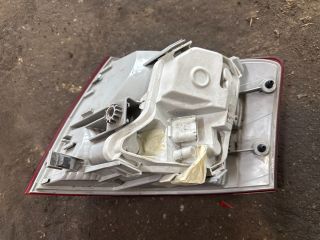 bontott AUDI A4 B7 Bal Hátsó Lámpa