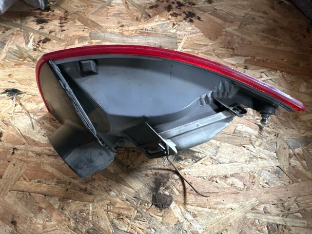 bontott AUDI A4 B7 Bal Hátsó Lámpa