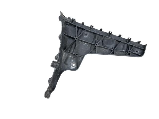 bontott AUDI A4 B7 Bal hátsó Lökhárító Tartó (Műanyag)