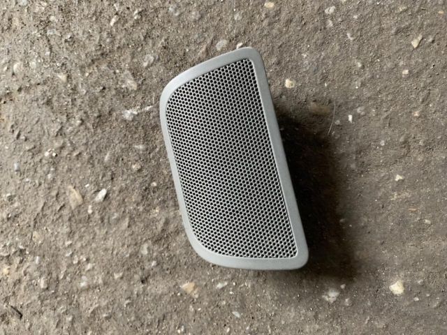 bontott AUDI A4 B7 Bal hátsó Magassugárzó Hangszóró