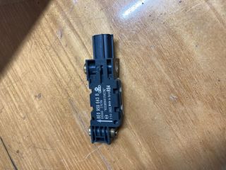 bontott AUDI A4 B7 Bal hátsó Oldal Ütközés Érzékelő