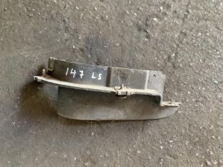 bontott AUDI A4 B7 Bal hátsó Sárvédő Gumi