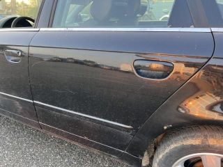 bontott AUDI A4 B7 Bal hátsó Vízlehúzó Gumicsík