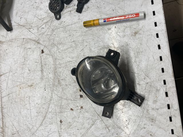 bontott AUDI A4 B7 Bal Ködfényszóró