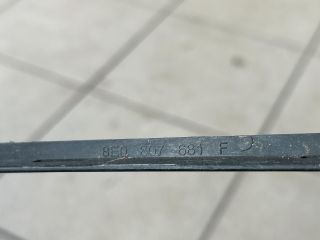 bontott AUDI A4 B7 Bal Ködlámpa Rács