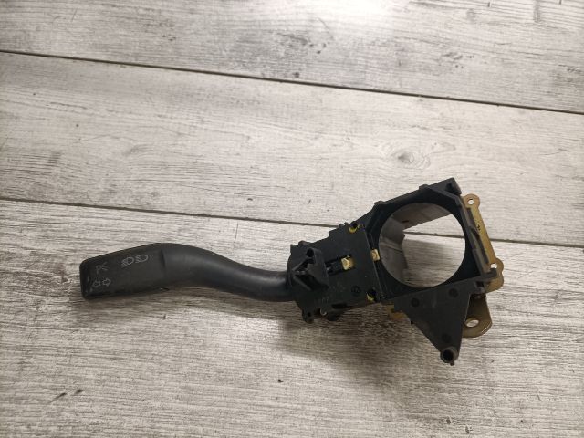 bontott AUDI A4 B7 Bal Kormánykapcsoló Irányjelző