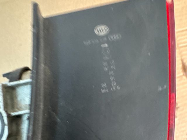 bontott AUDI A4 B7 Bal Külső Hátsó Lámpa