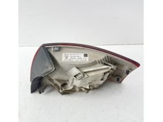 bontott AUDI A4 B7 Bal Külső Hátsó Lámpa