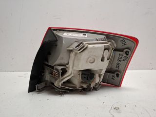 bontott AUDI A4 B7 Bal Külső Hátsó Lámpa