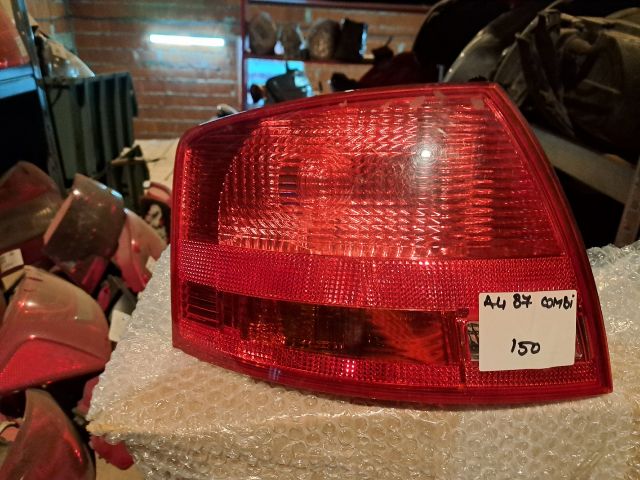 bontott AUDI A4 B7 Bal Külső Hátsó Lámpa