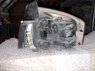 bontott AUDI A4 B7 Bal Külső Hátsó Lámpa